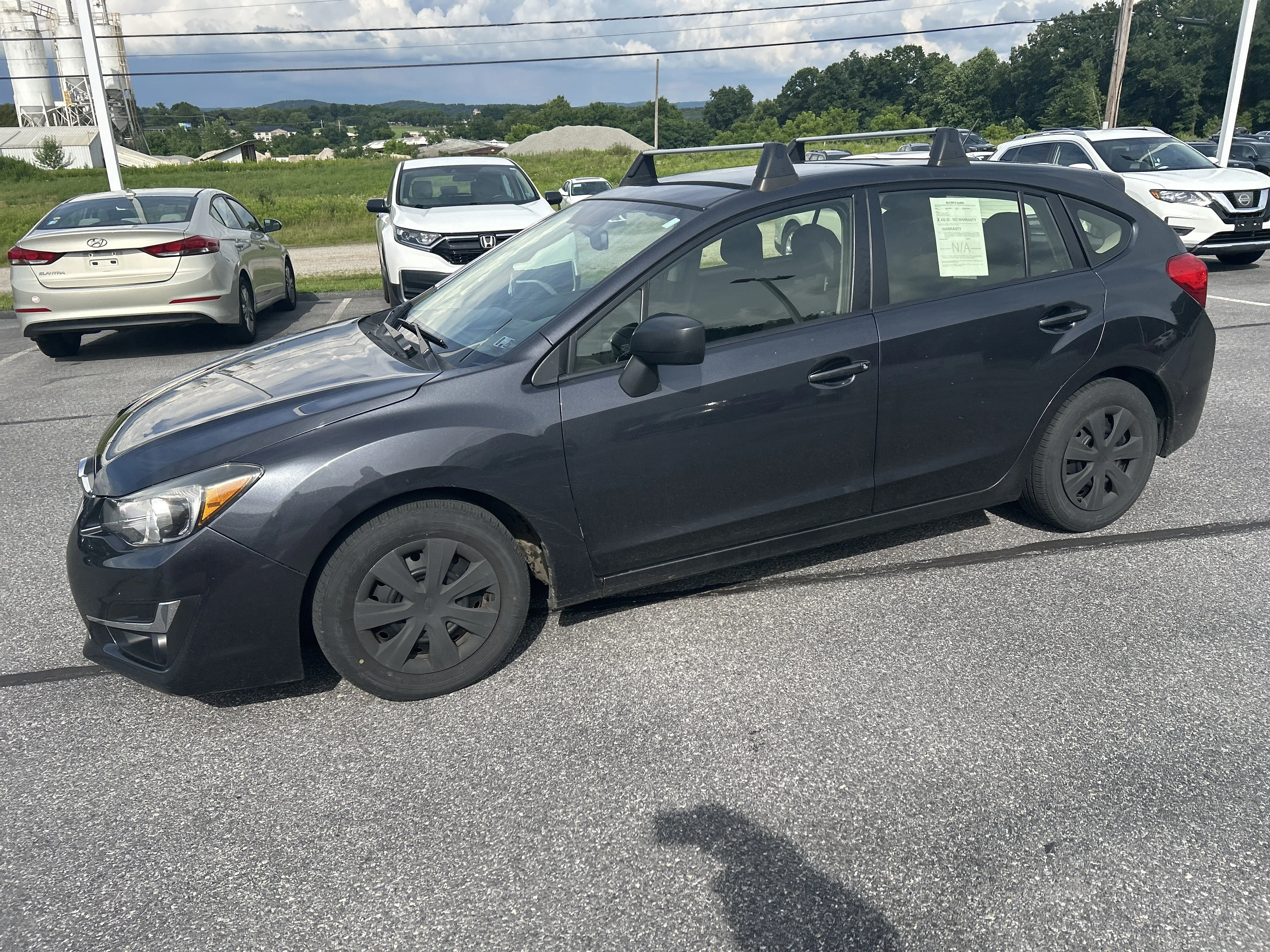 Used 2015 Dark Gray Metallic Subaru 2.0i image 12