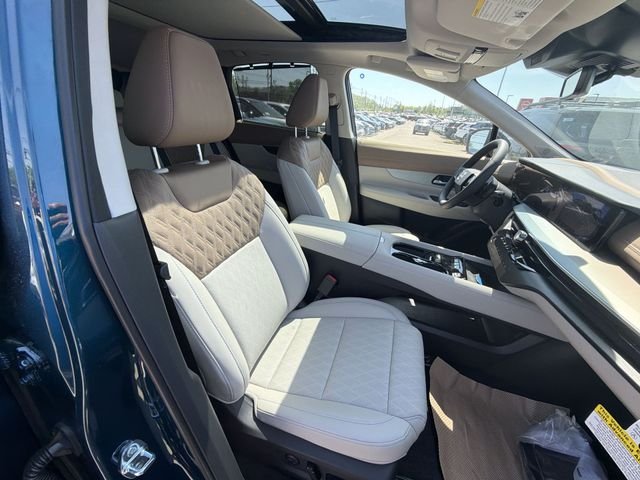 New 2026 Blue Nissan Platinum image 23