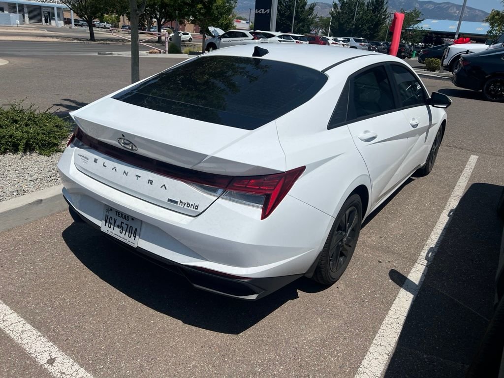 Used 2023 White Hyundai Blue image 6