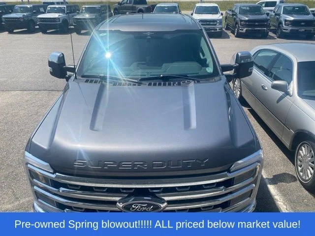 Used 2023 Gray Ford Lariat image 3