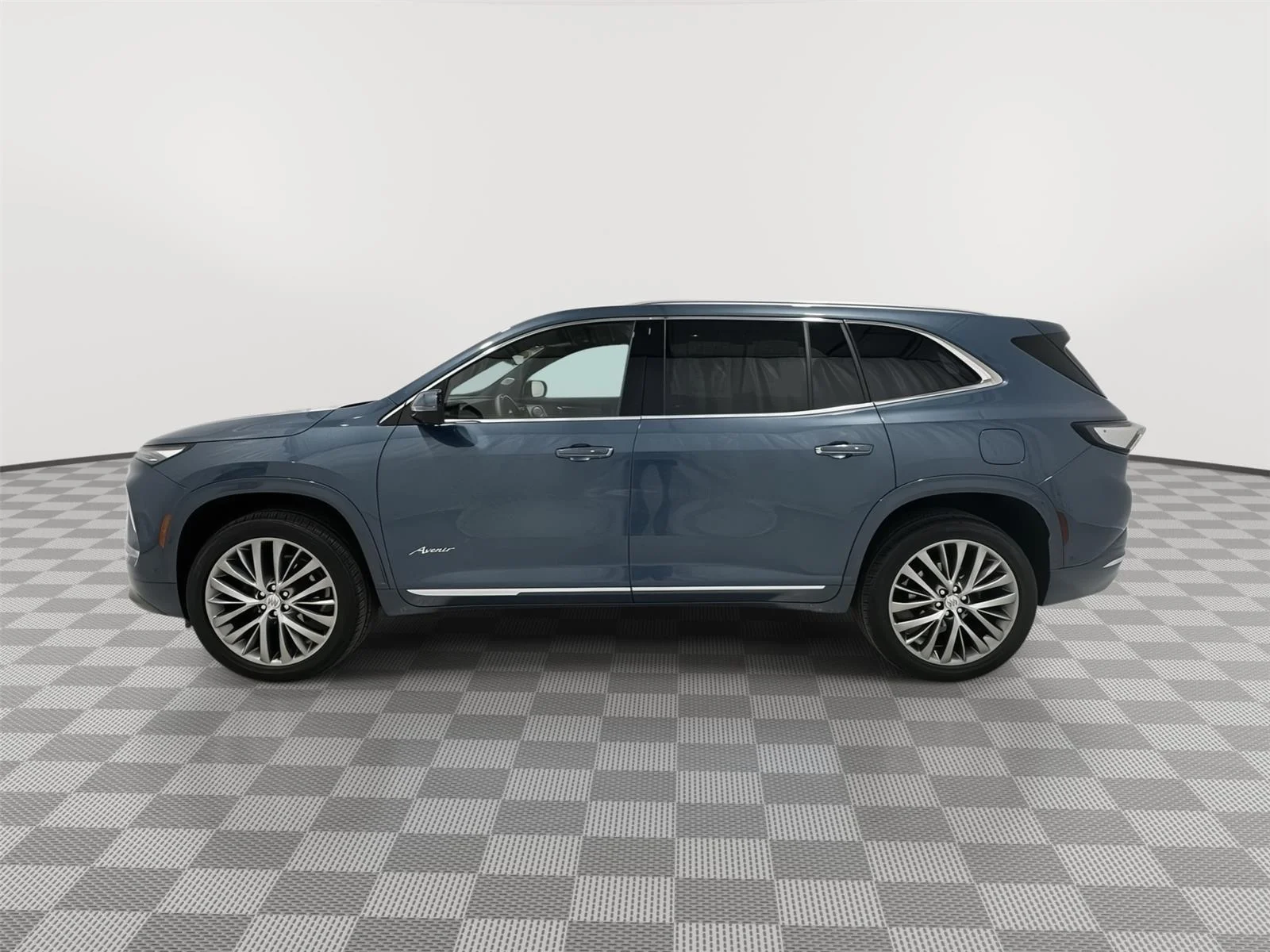 Used 2025 Buick Enclave Avenir with VIN 5GAEVCRS8SJ238822 for sale in Alexandria, Minnesota