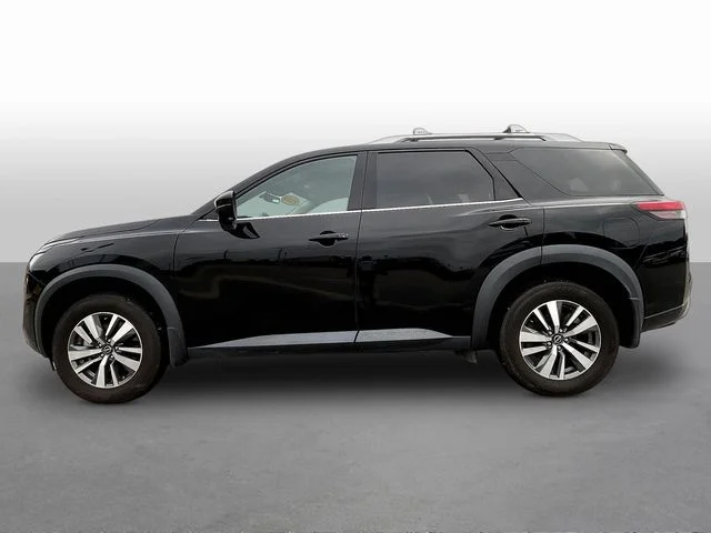 Used 2024 Black Nissan SL image 4