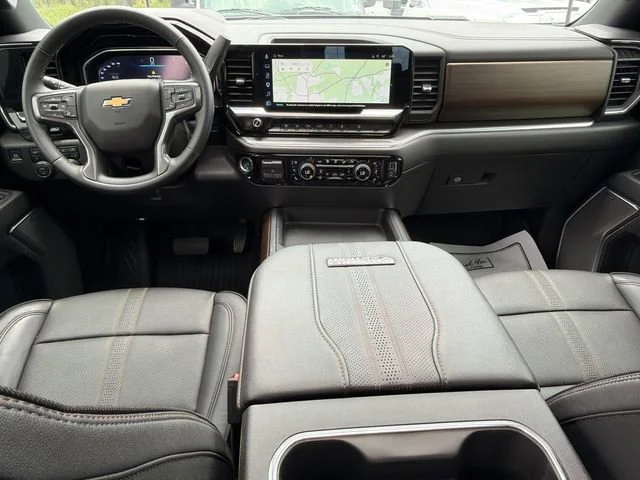 Used 2024 Sterling Gray Metallic Chevrolet High Country image 22