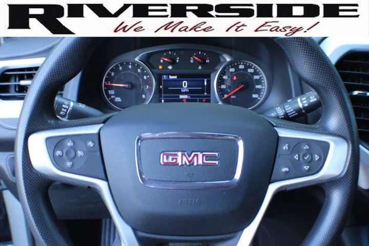 Certified Used 2023 Sterling Metallic GMC SLE image 8