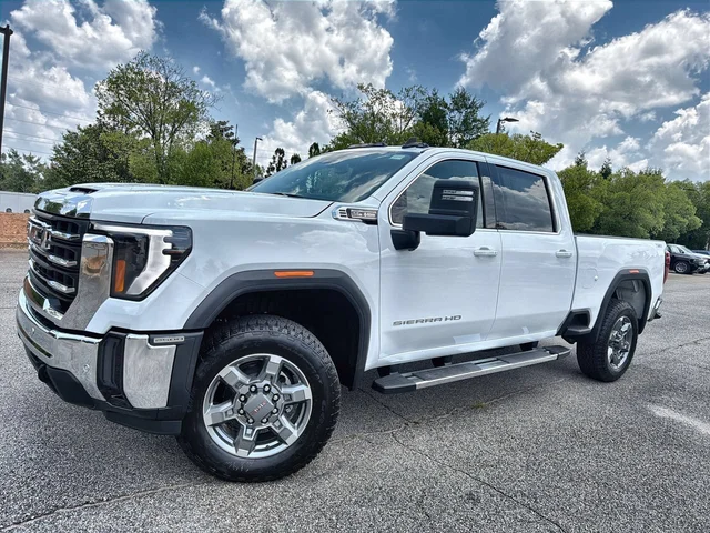 2026 GMC Sierra 2500 HD SLE