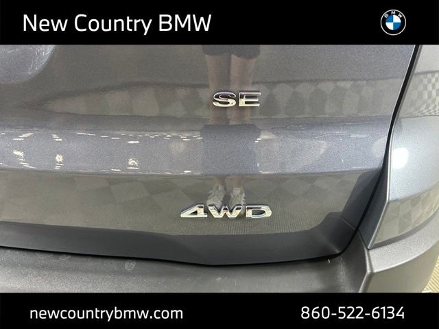 Used 2019 Gray Ford SE image 11