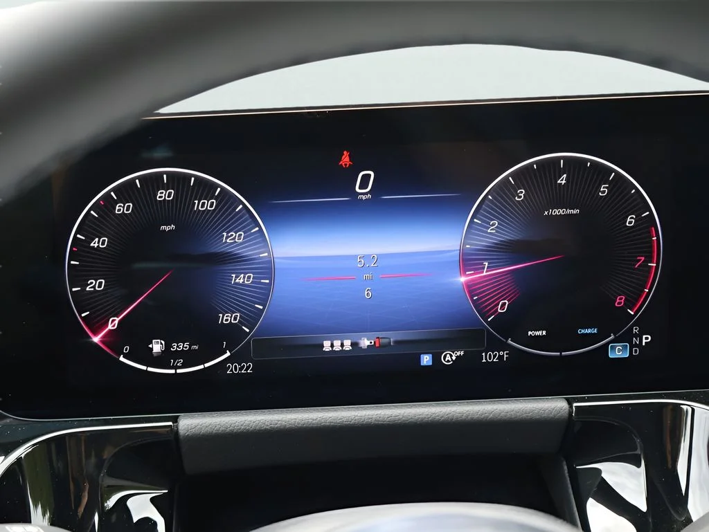 New 2026 Grey Mercedes-Benz GLA 250 image 28