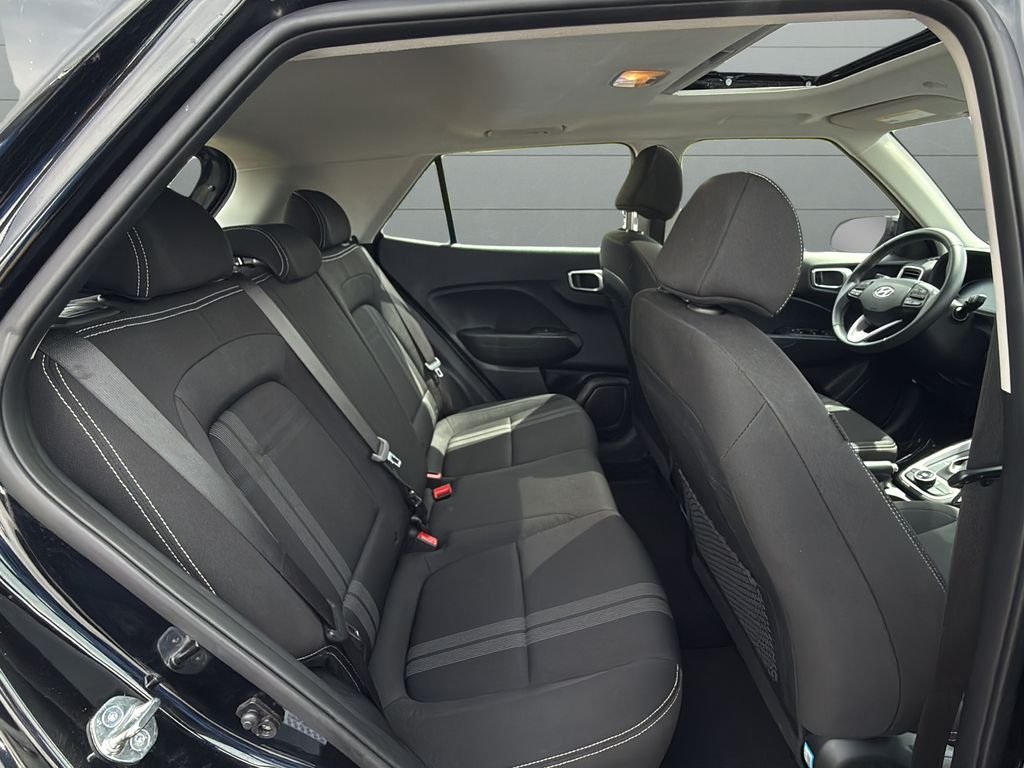 Used 2024 Onyx Black Hyundai SEL image 12