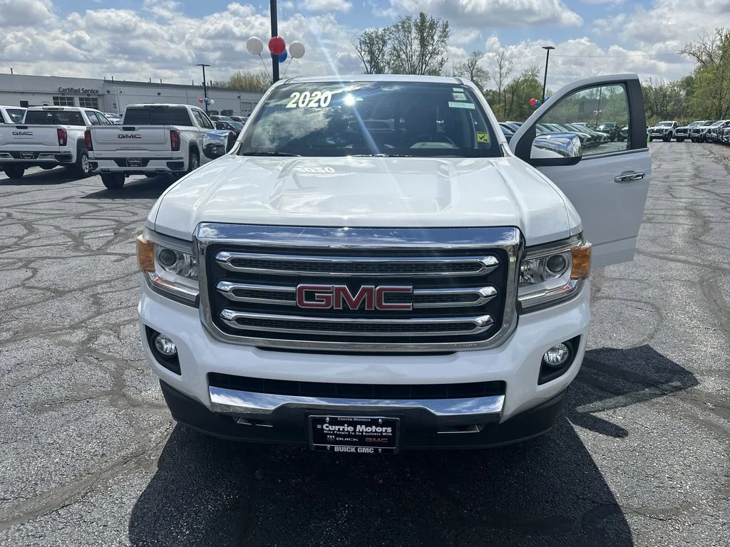 Used 2020 White GMC SLT image 23