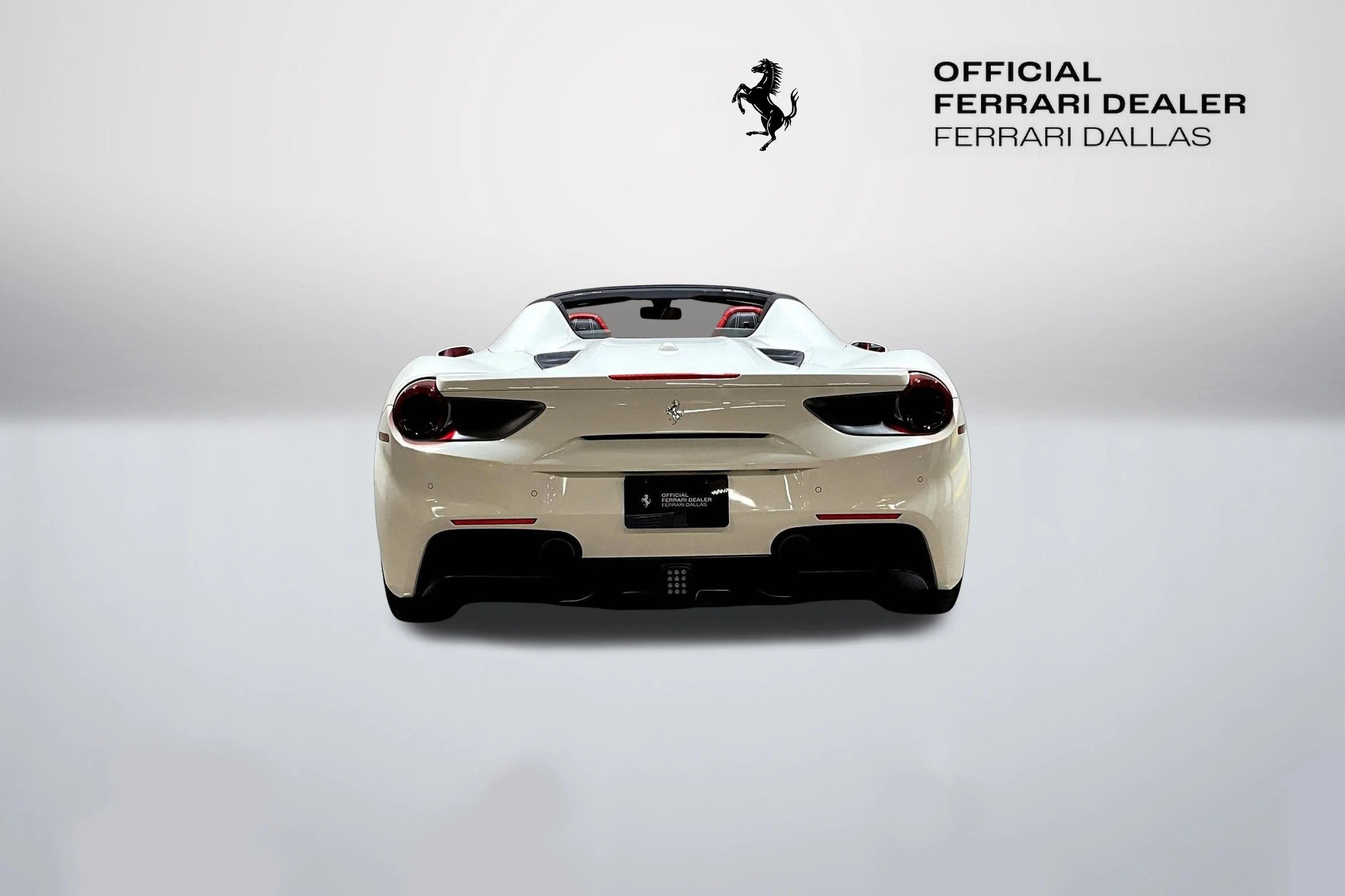Used 2019 Bianco Avus Ferrari  image 6