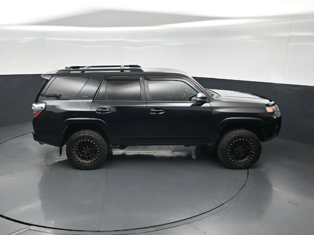 Used 2018 Black Toyota SR5 Premium image 38