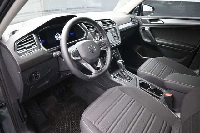 Used 2023  Volkswagen 2.0T S image 18