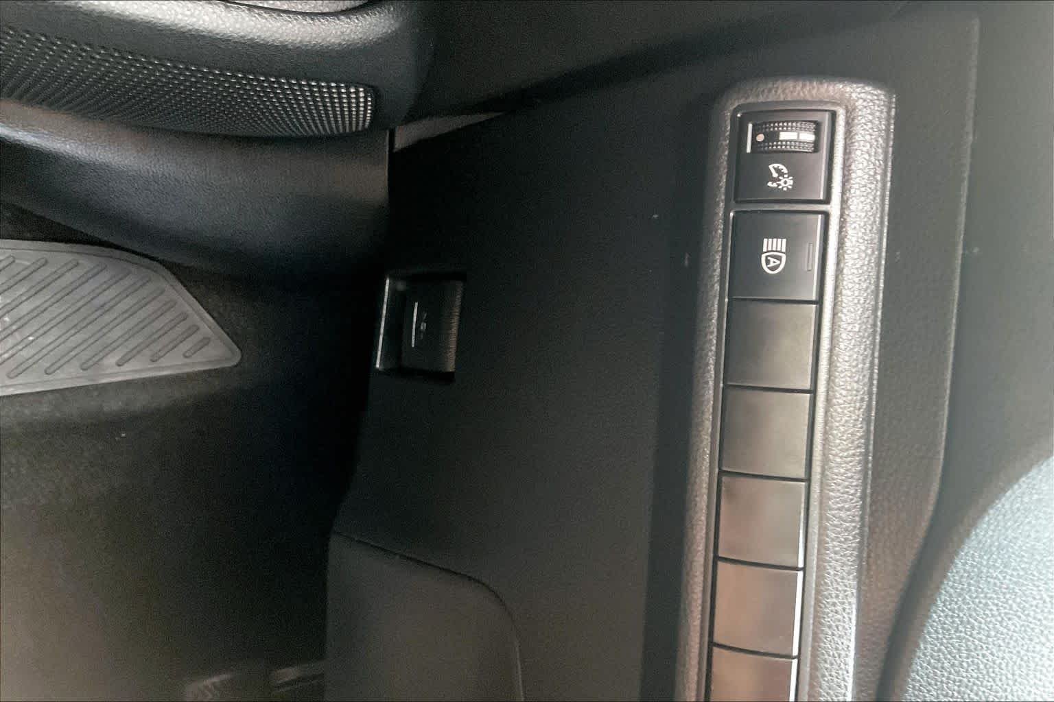 Used 2024 Blueprint Toyota LE image 32