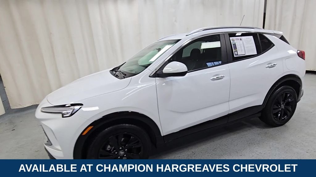Used 2024 Summit White Buick Sport Touring image 5