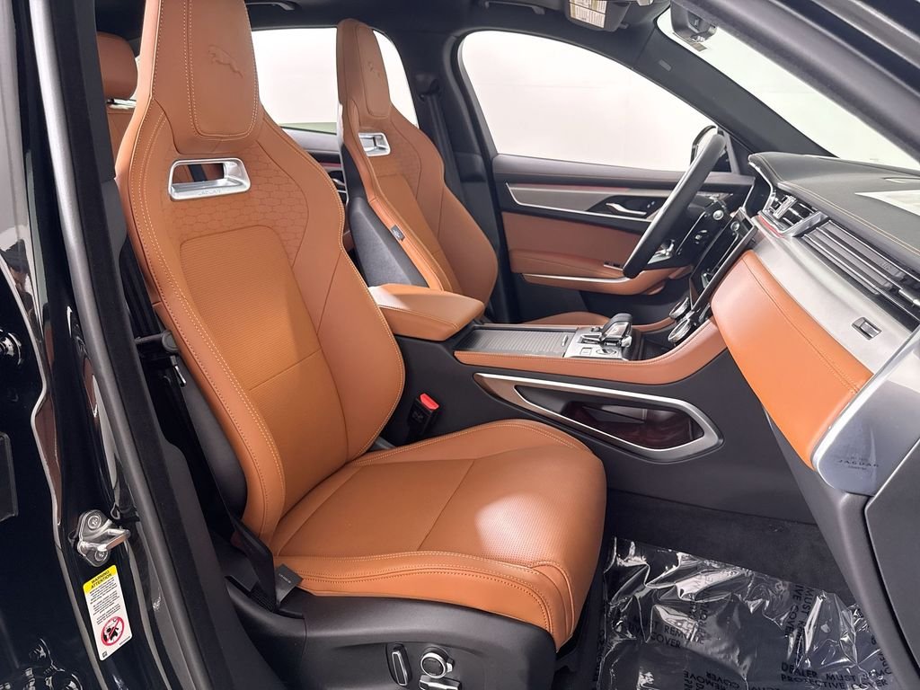2026 Jaguar F-Pace R-Dynamic S - Photo 23