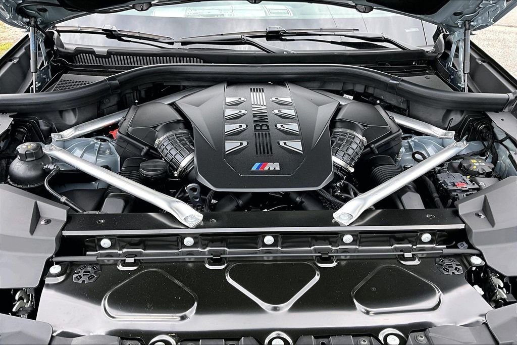 New 2026 Gray BMW M60i image 9