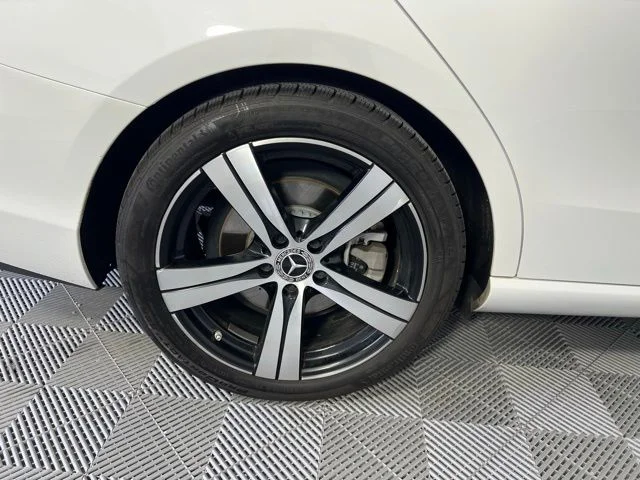 Used 2024 Polar White Mercedes-Benz C 300 image 44