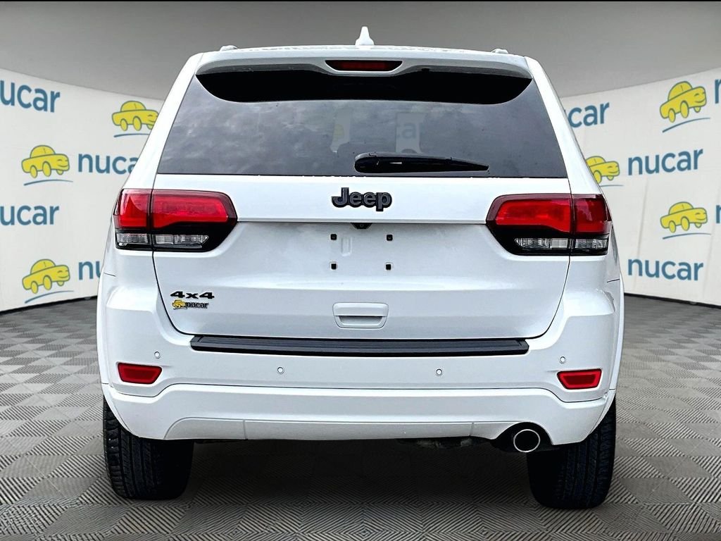 Used 2019 Bright White Clearcoat Jeep Altitude image 5