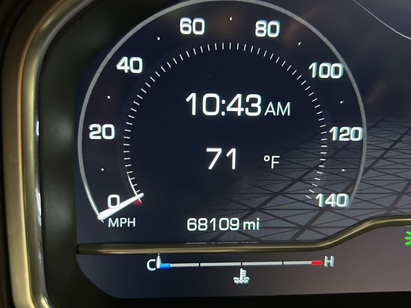 Used 2023 White Frost Tricoat GMC Denali image 18