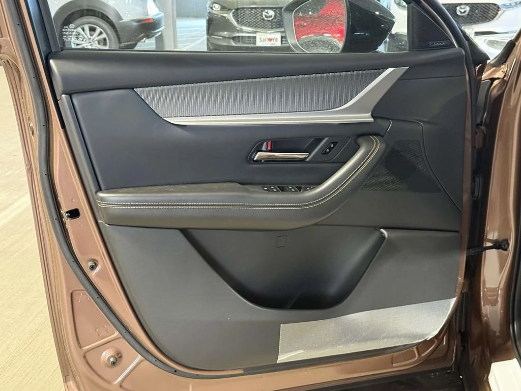 2026 Mazda CX-70 Premium Package - Photo 29