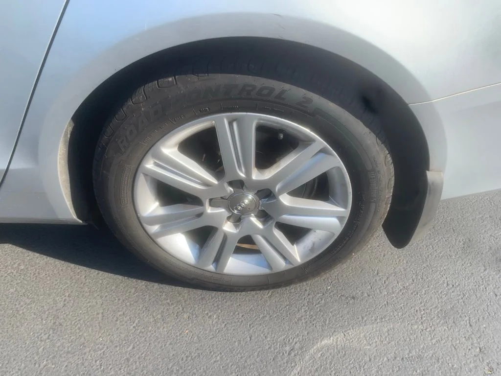 Used 2010 Silver Audi 2.0T Premium image 8