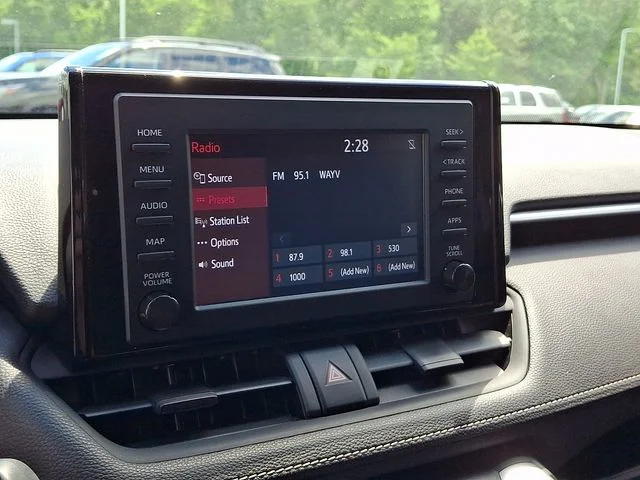 Used 2019 Gray Toyota LE image 17