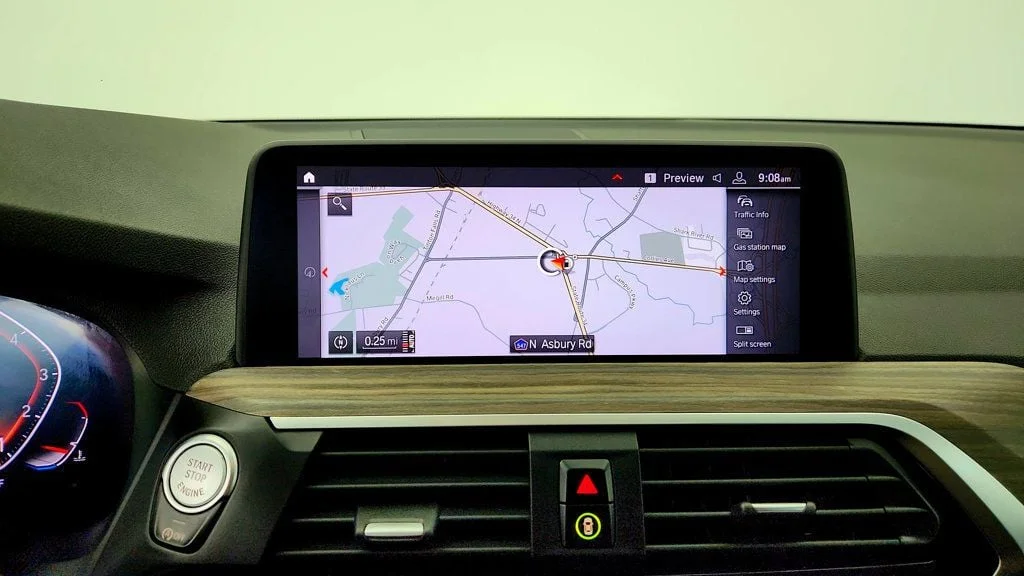 Used 2020 Glacier Silver Metallic BMW sDrive30i Sports Activity Vehicle image 19