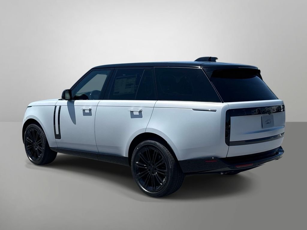 New 2026 Ethereal Frost Satin Land Rover SE image 28