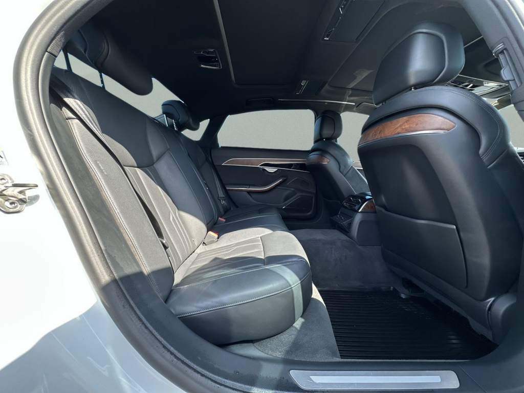 Used 2019 White Audi L 55 image 34