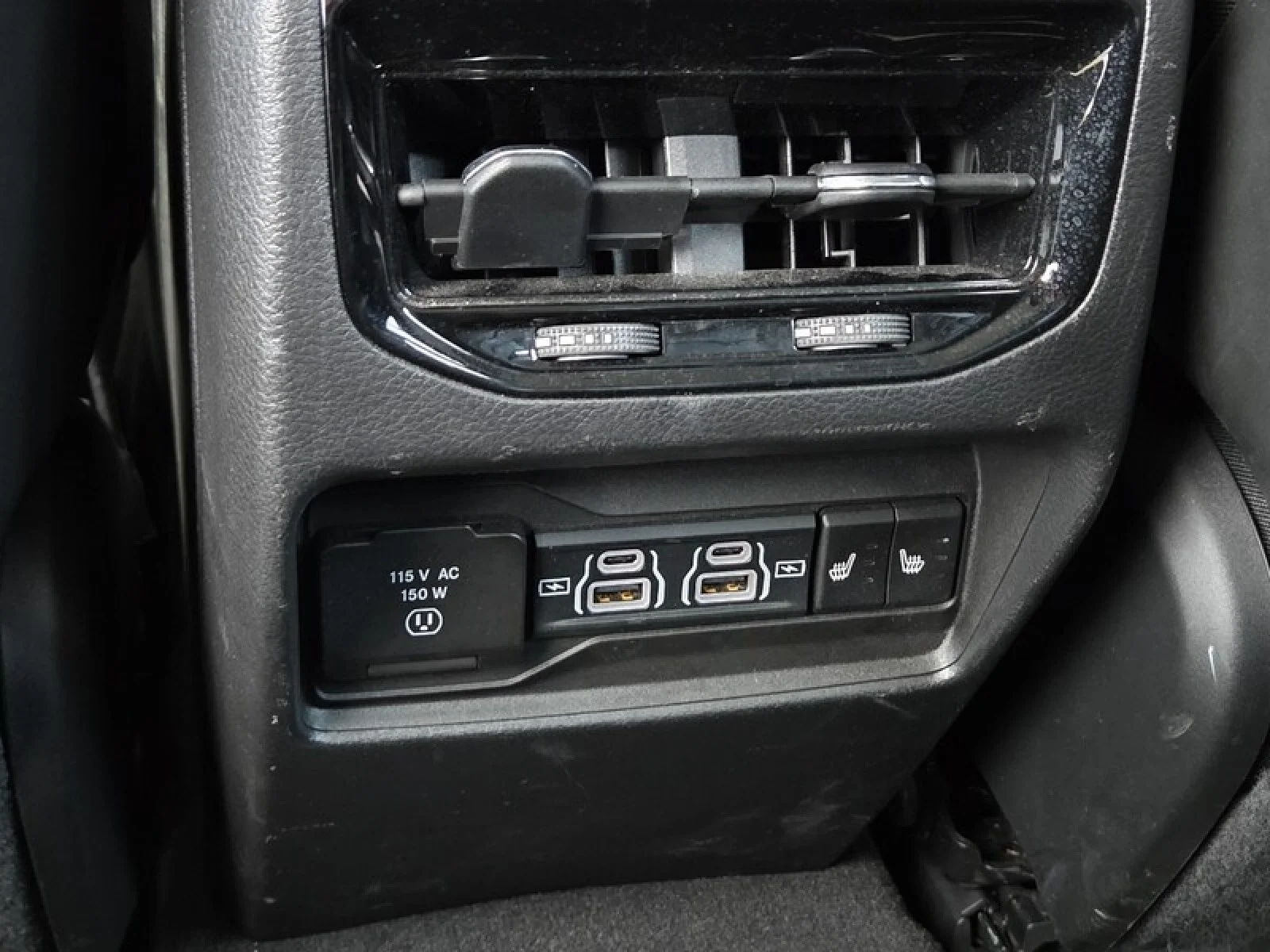 Used 2023 WHITE Jeep Limited image 15