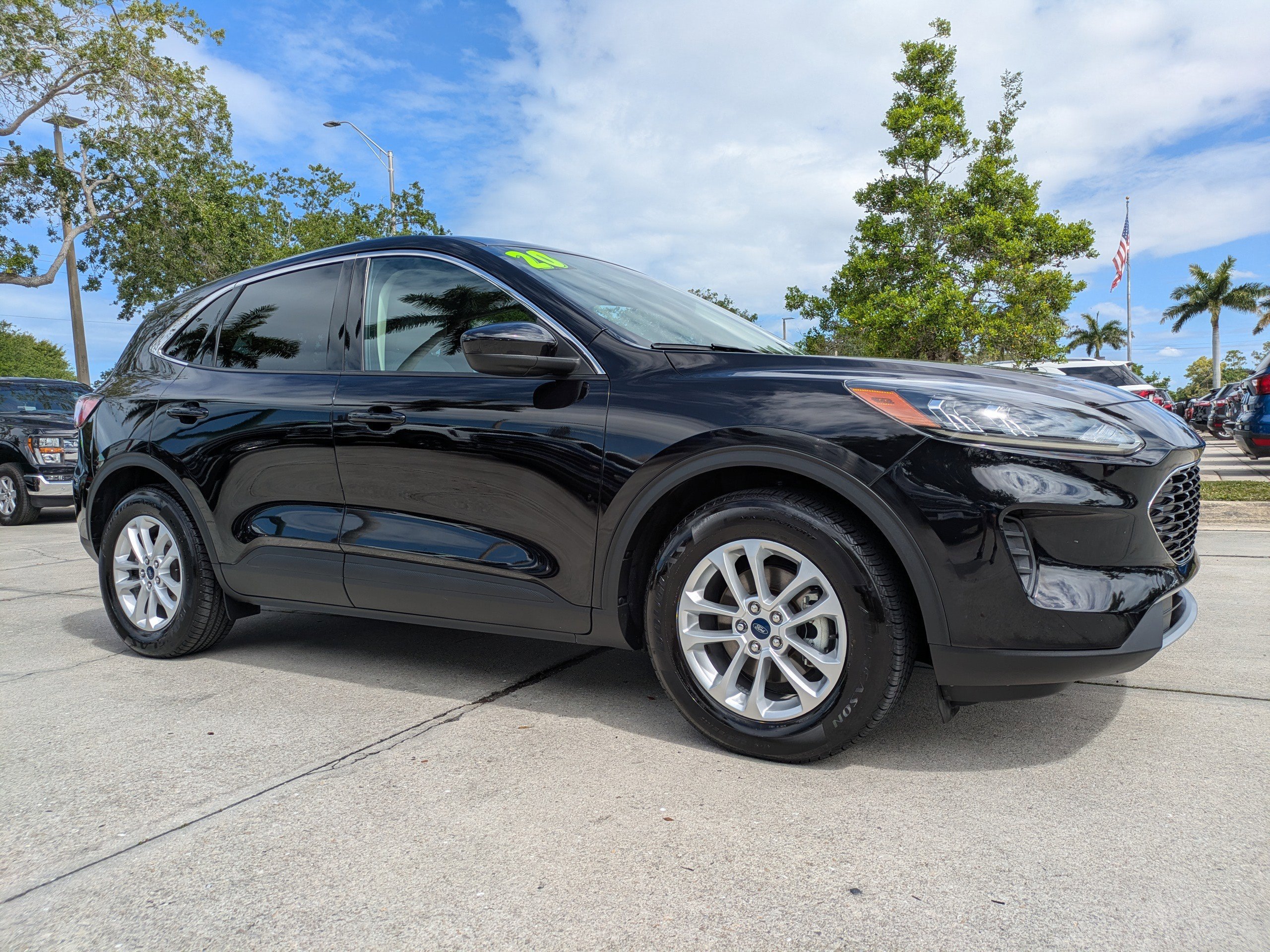 2020 Ford Escape SE FWD's photo