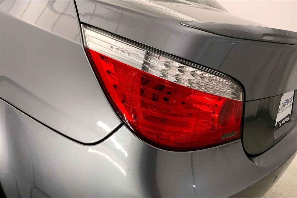 Used 2008 Space Gray Metallic BMW  image 28