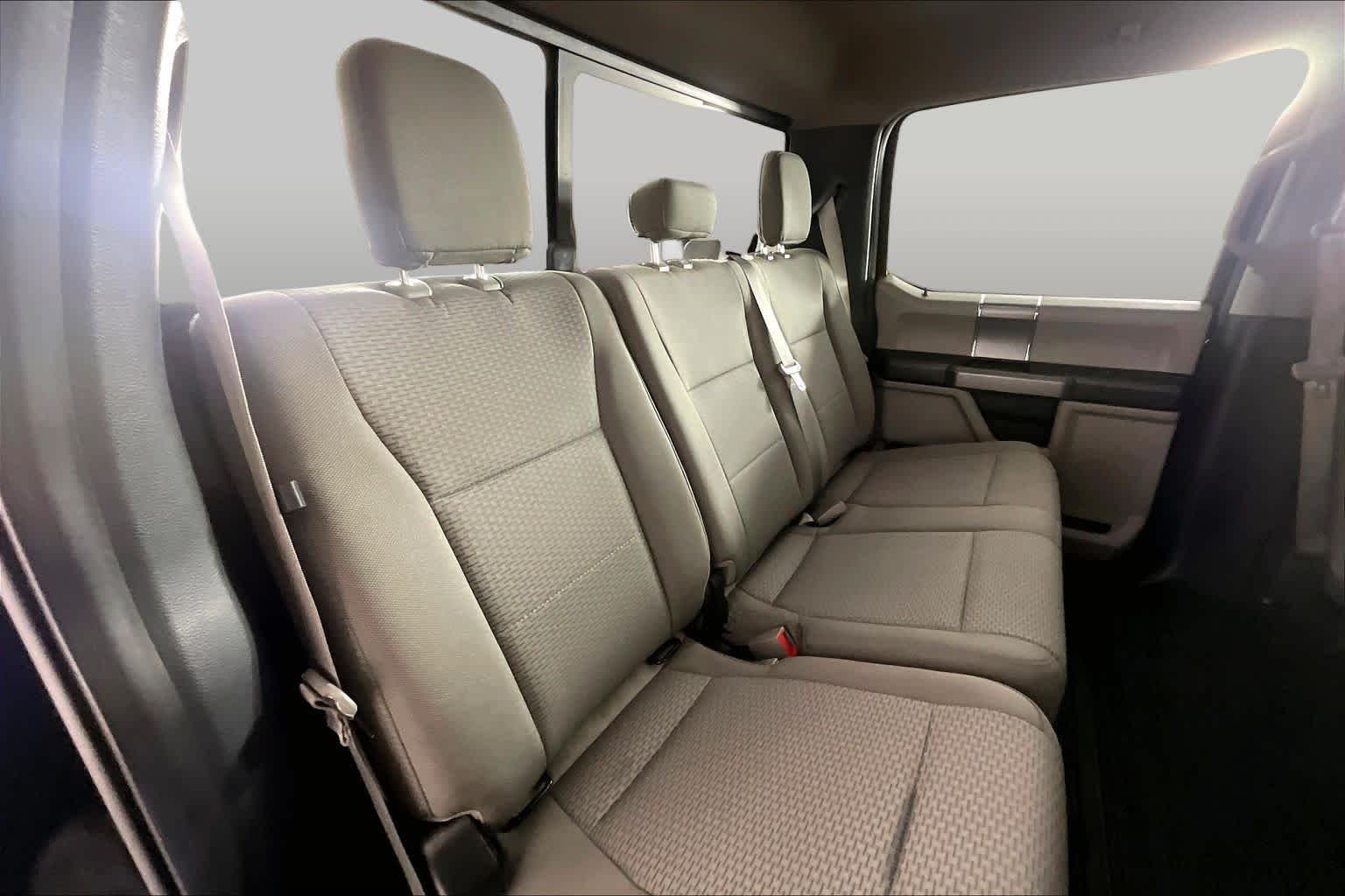 Used 2019 Agate Black Ford XLT image 19