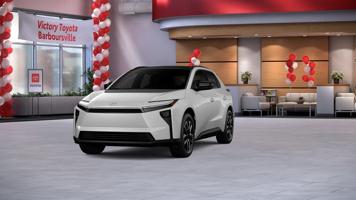 New 2026 Wind Chill Pearl Toyota XLE image 53