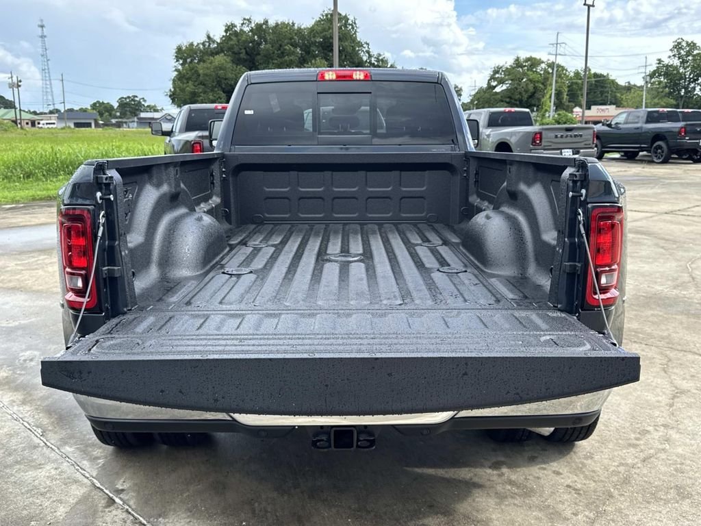 New 2026 Forged Blue Metallic Exterior Paint RAM Tradesman image 13