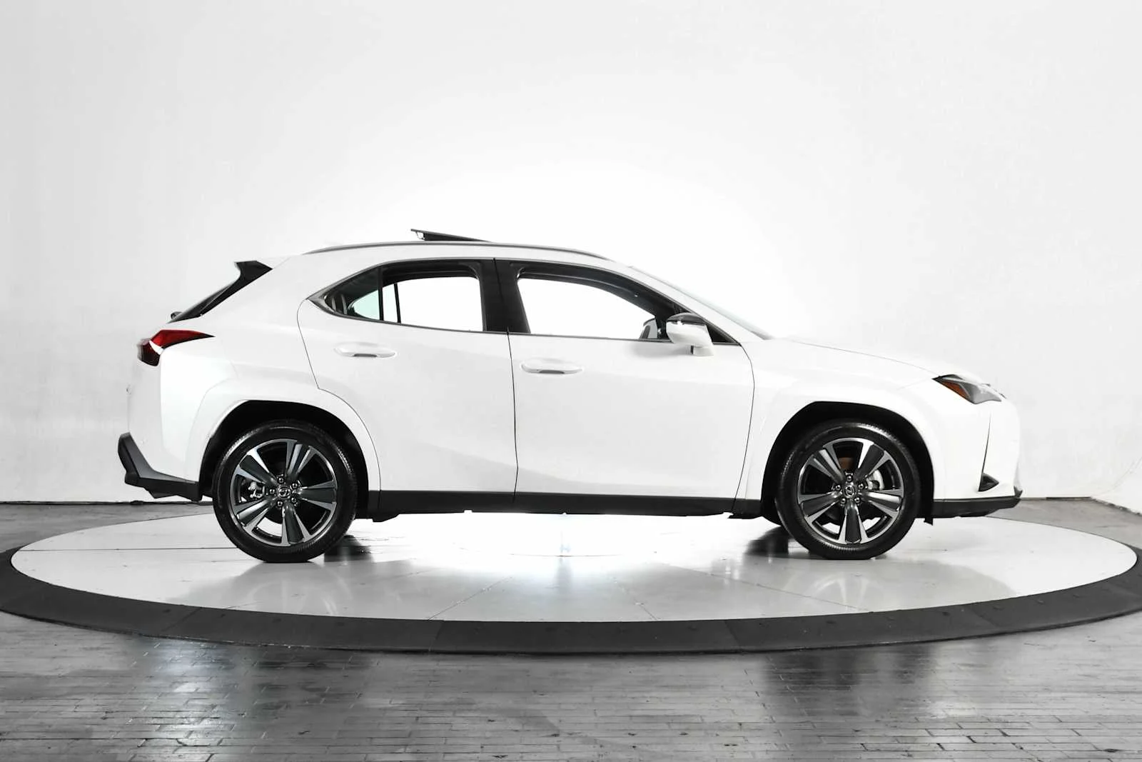 Certified Used 2025 EMINENT WHITE PEARL Lexus Premium image 8