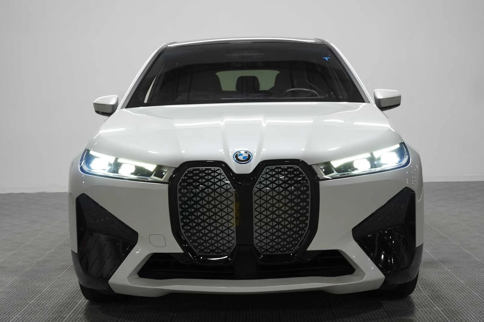 Certified 2024 BMW iX Base with VIN WB523CF00RCN22904 for sale in Grapevine, TX
