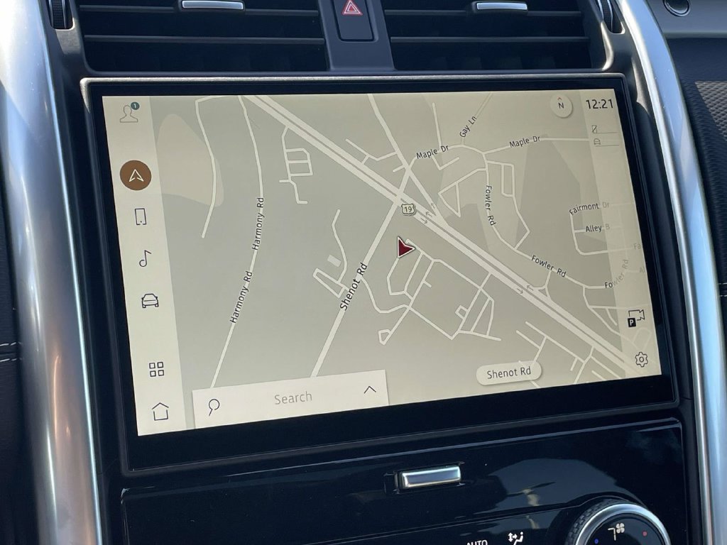 New 2026 Sedona Red Land Rover  image 19