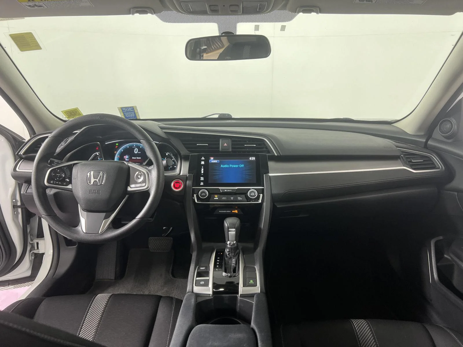 Used 2018  Honda EX image 3