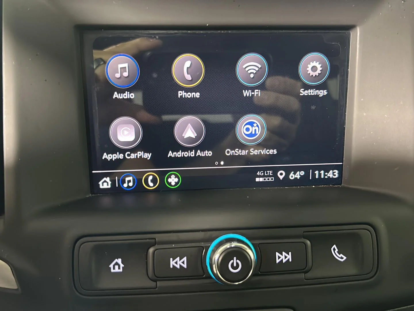 Used 2024 Downpour Metallic GMC SLE image 19