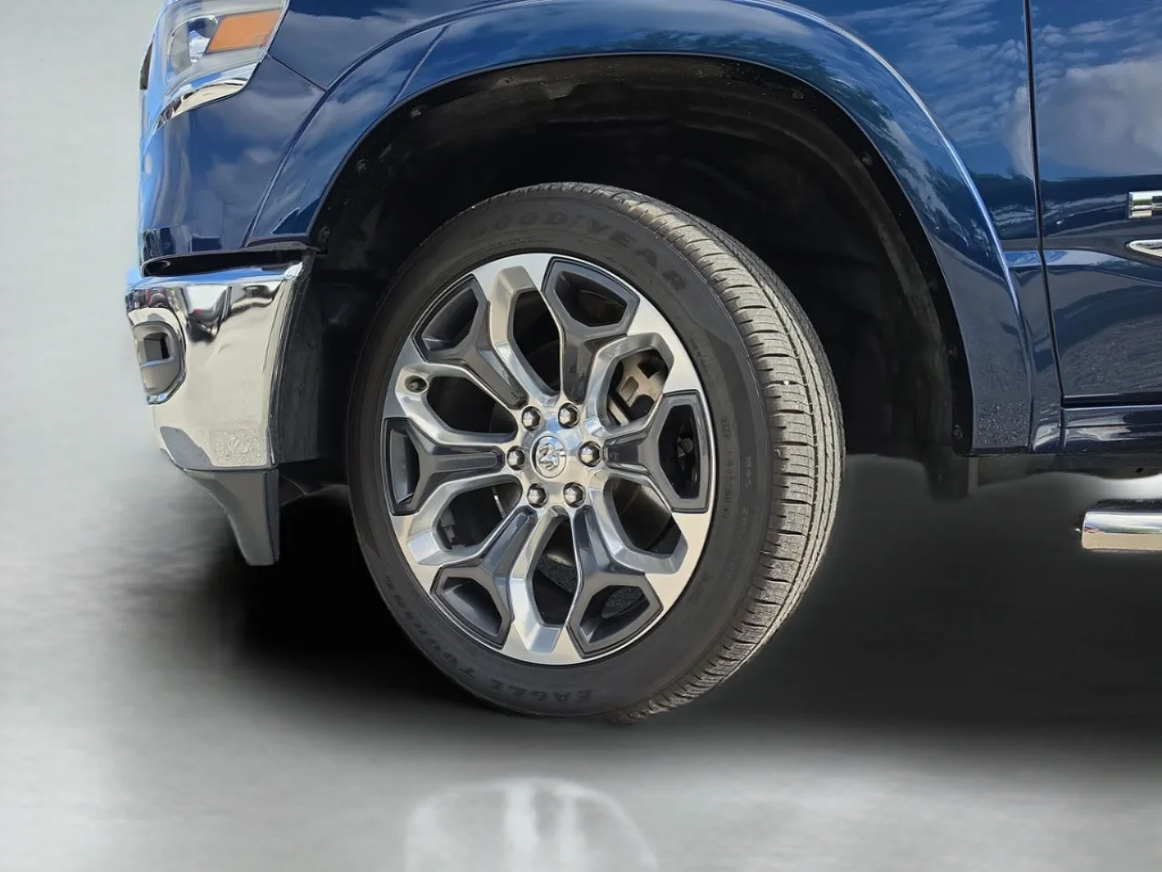 Used 2024 Patriot Blue Pearlcoat Ram Limited image 39