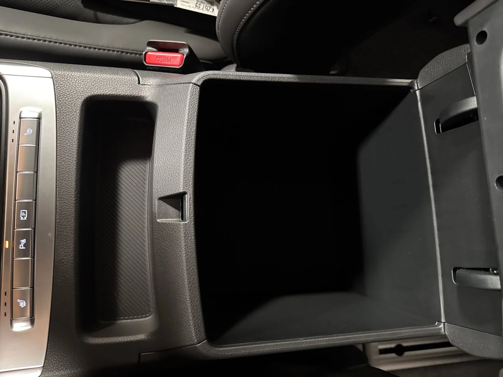 New 2027 Snow White Pearl Kia EX image 21