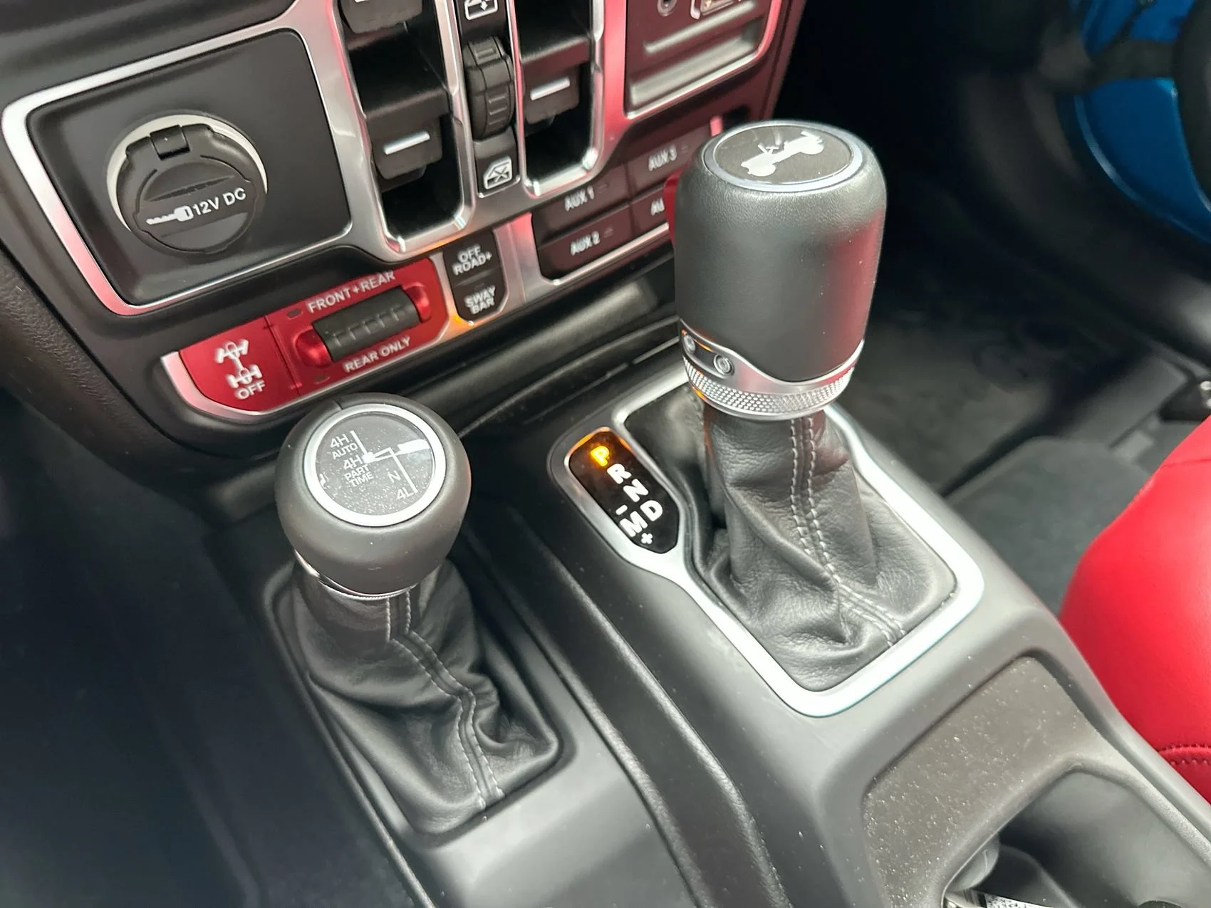 Used 2024 Hydro Blue Pearlcoat Jeep Rubicon 392 image 20