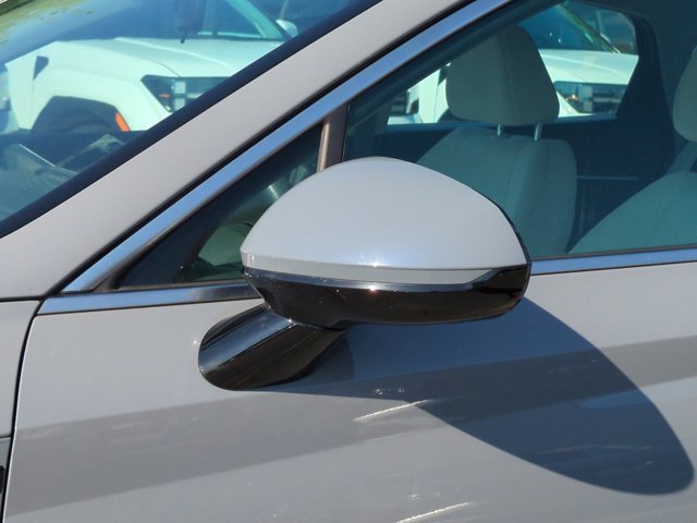 Used 2024 Blue Hyundai SEL image 11