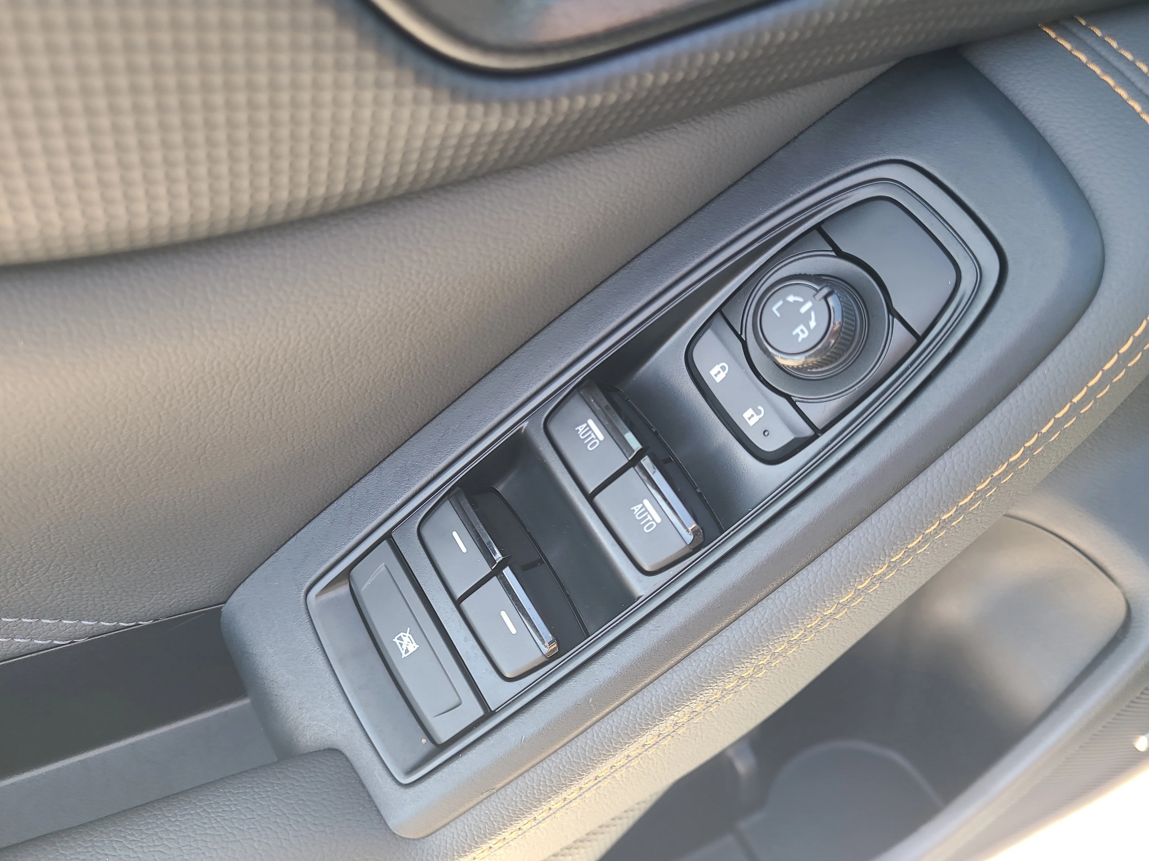 Used 2024 Magnetite Gray Metallic Subaru Wilderness image 24