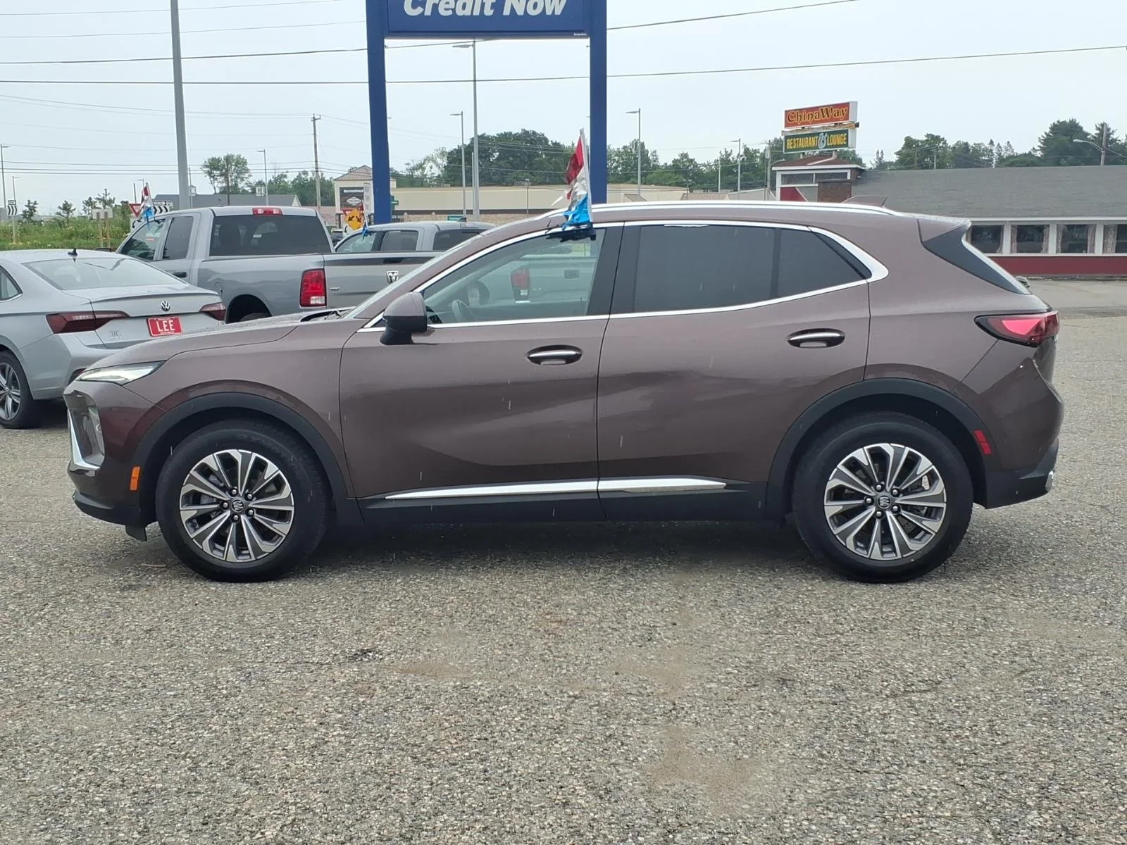 Used 2024 Amethyst Metallic Buick Preferred image 8