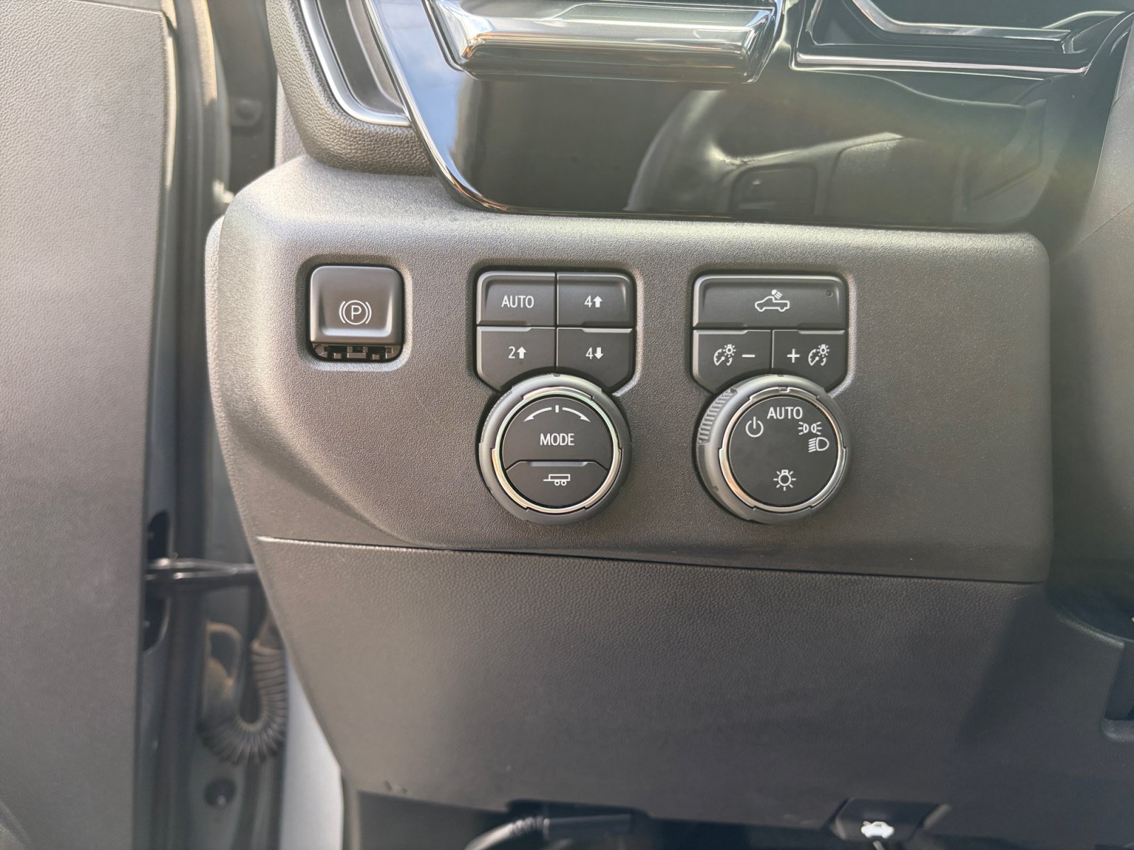 Used 2023 Sterling Gray Metallic Chevrolet LT image 21