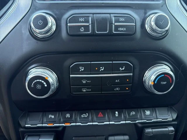 Used 2020 Silver GMC SLE image 18