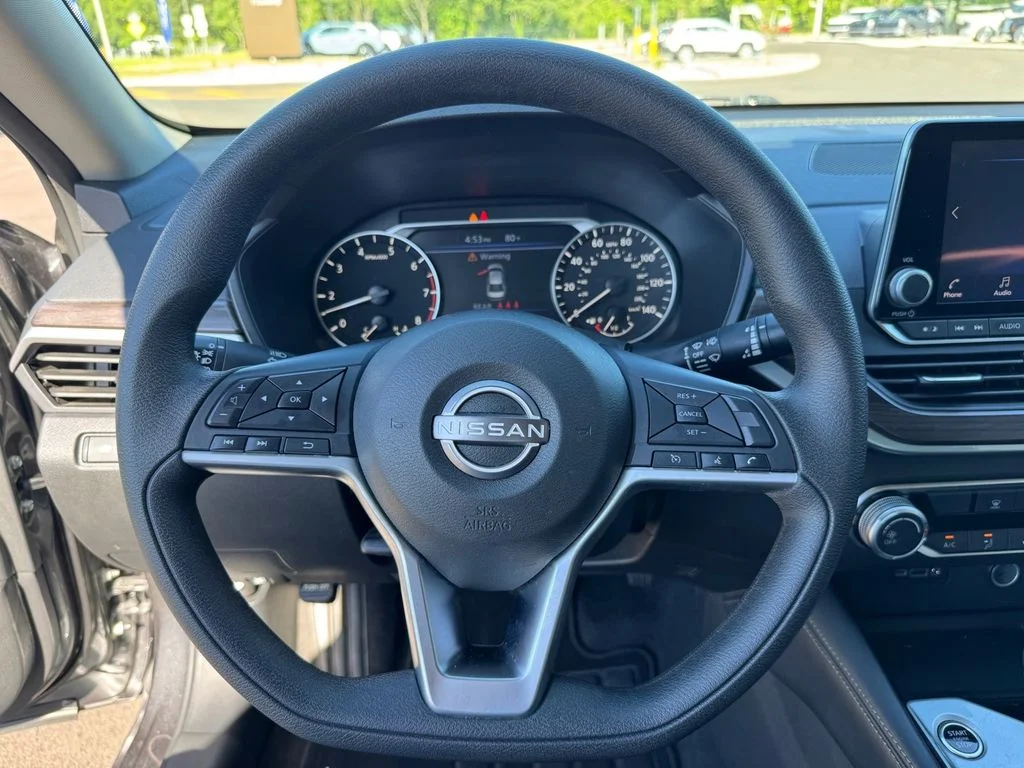 Used 2023 Gray Nissan 2.5 SV image 20