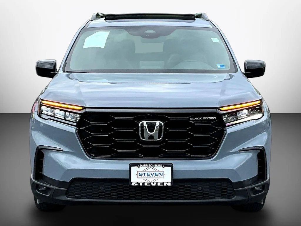 Used 2025 Sonic Gray Pearl Honda Black Edition image 2